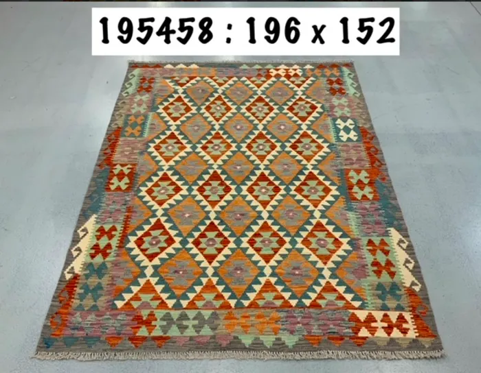 Tapis Kilim 16