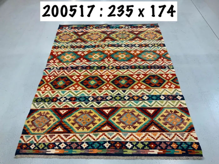 Tapis Kilim 18