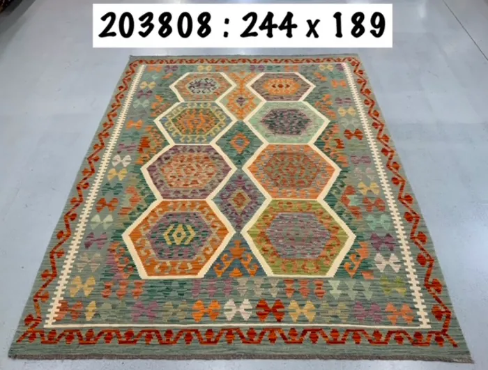 Tapis Kilim 19