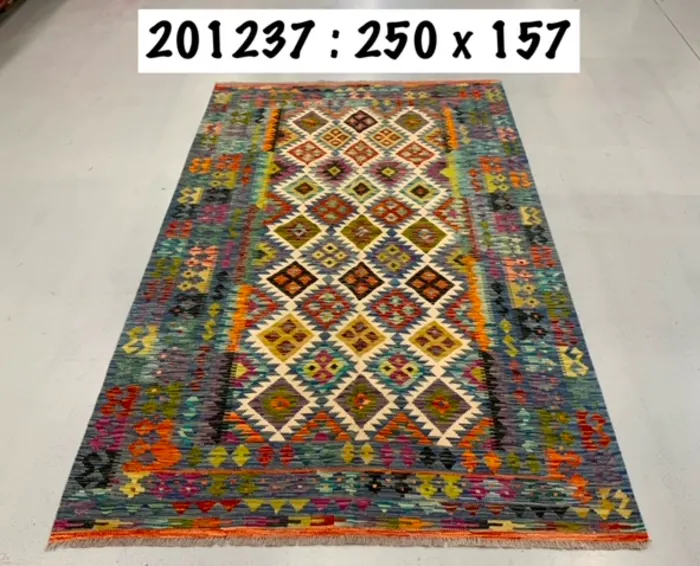 Tapis Kilim 22