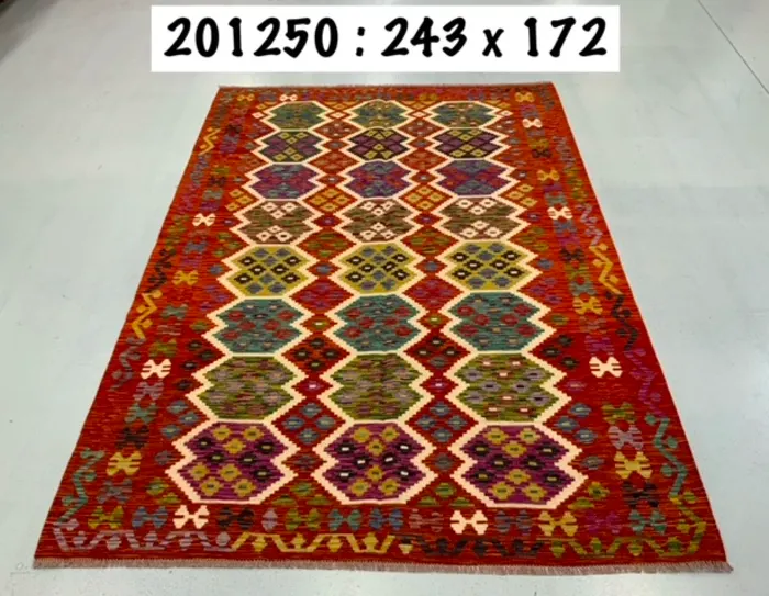 Tapis Kilim 24